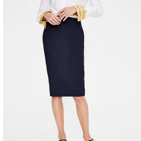 Boden Dresses & Skirts - NWT BODEN Hampshire Ponte pencil Skirt Navy Blue